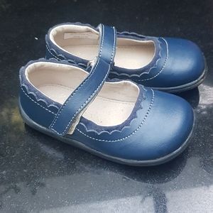 See Kai Run blue dress shoe - Size 8